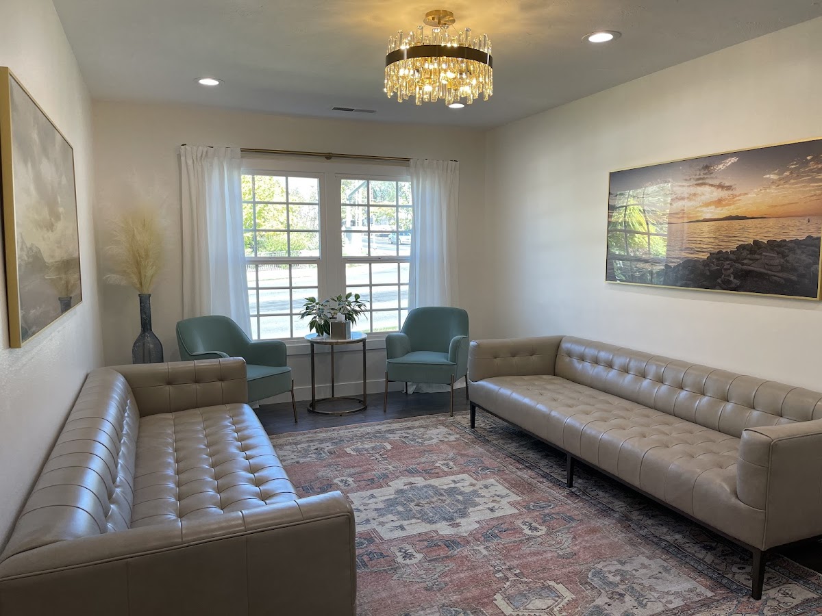 Modern SLC Injections & Aesthetics photo 2